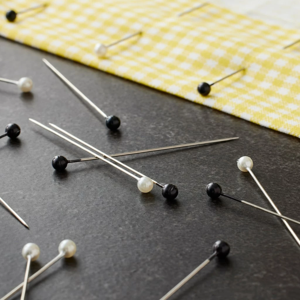 Best Sale π 12 Packs: 40 ct. (480 total) 2" Black & White Corsage & Boutonniere Pins by Loops & Threads™ π― 4 Best Sale π 12 Packs: 40 ct. (480 total) 2" Black & White Corsage & Boutonniere Pins by Loops & Threads™ π― - Image 2